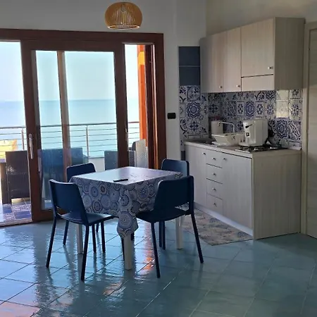 La Casetta Sole דירה פאלינורו